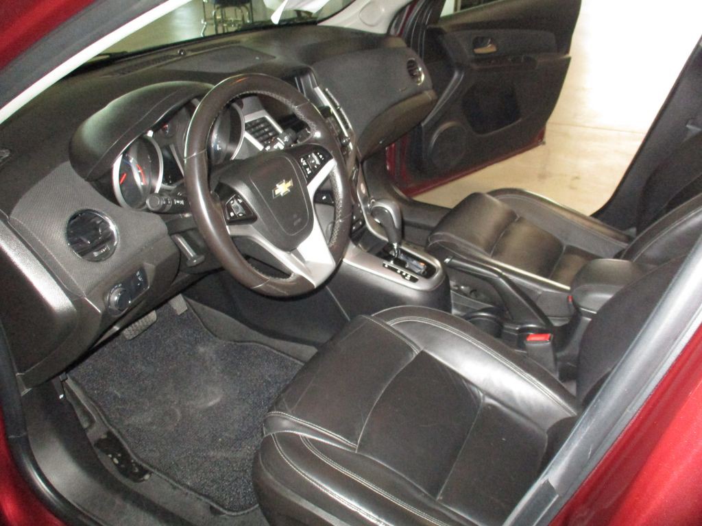 2015 Chevrolet Cruze Image 12