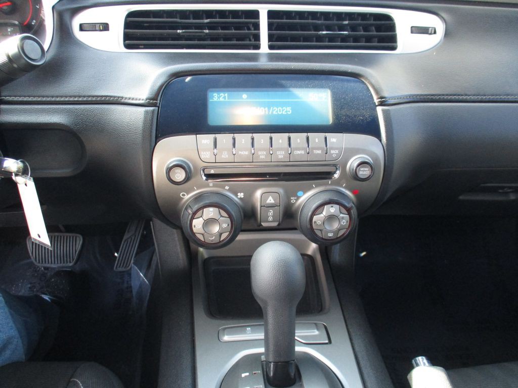 2012 Chevrolet Camaro Image 13