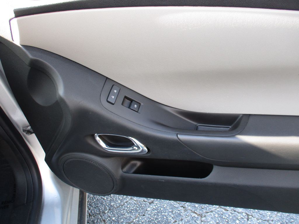 2012 Chevrolet Camaro Image 21