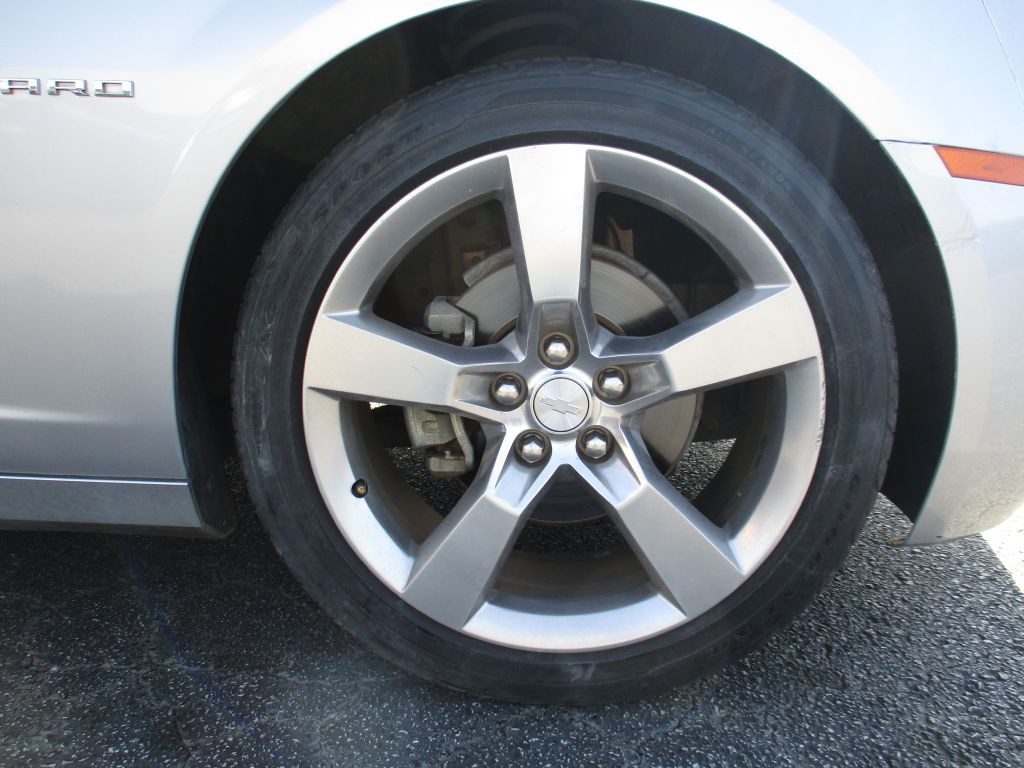 2012 Chevrolet Camaro Image 23