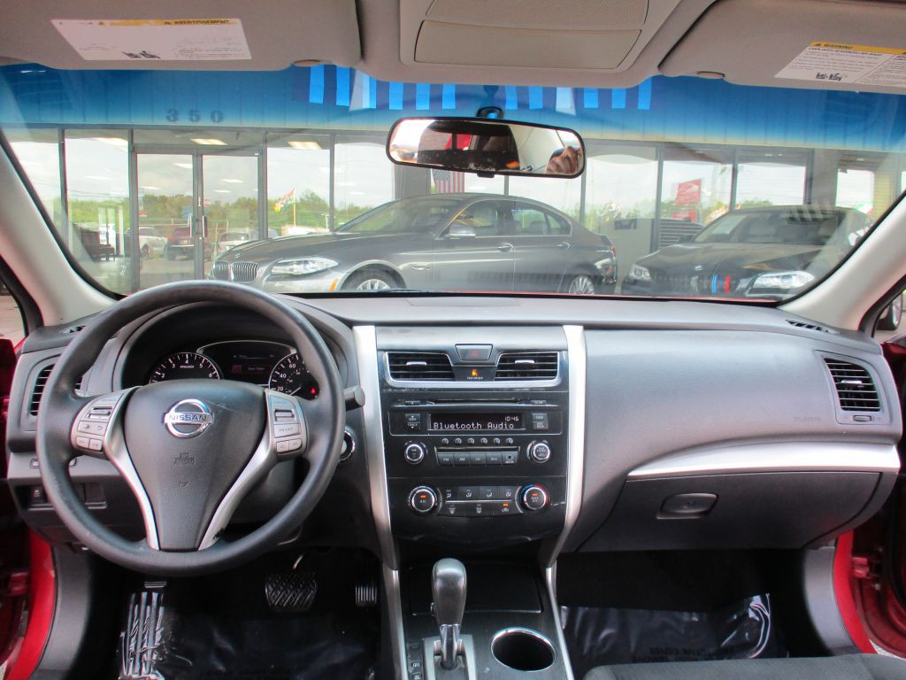 2014 Nissan Altima Image 22