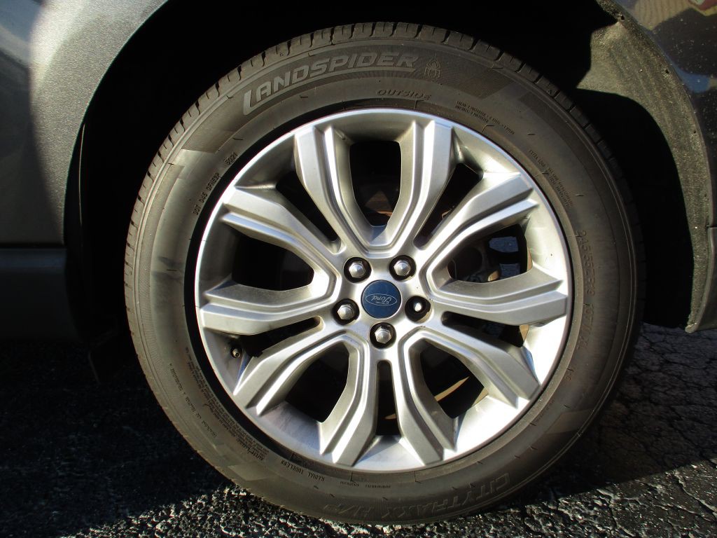 2019 Ford Edge Image 27