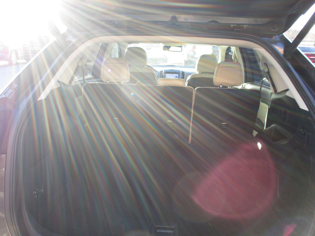 2019 Ford Edge Image 29