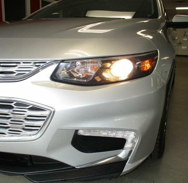 2017 Chevrolet Malibu Image 24