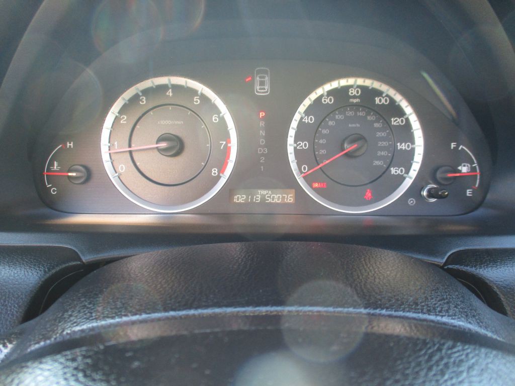 2011 Honda Accord Image 12