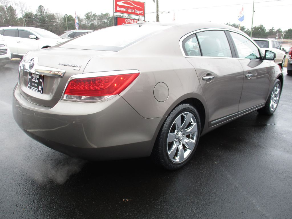 2010 Buick Lacrosse Image 7