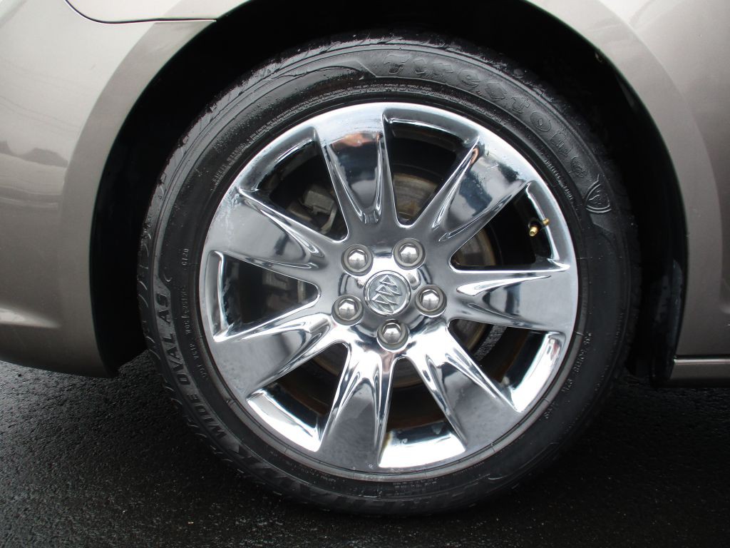 2010 Buick Lacrosse Image 26