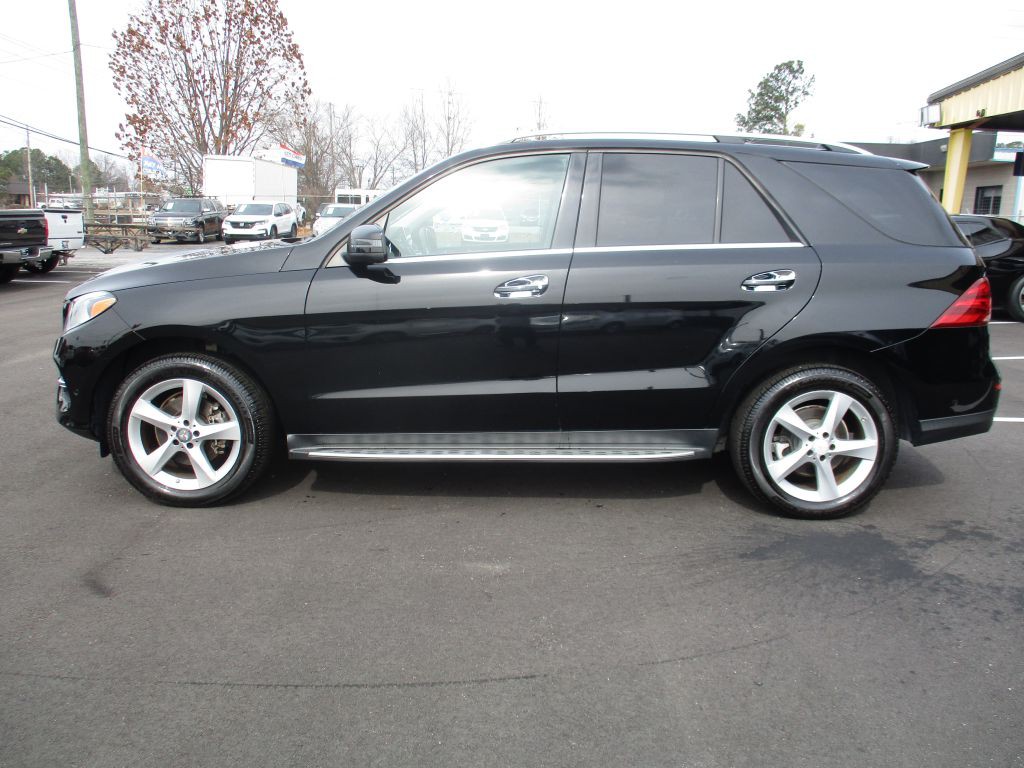 2016 Mercedes-Benz GLE-Class Image 2