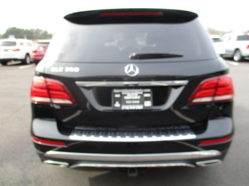 2016 Mercedes-Benz GLE-Class Image 3