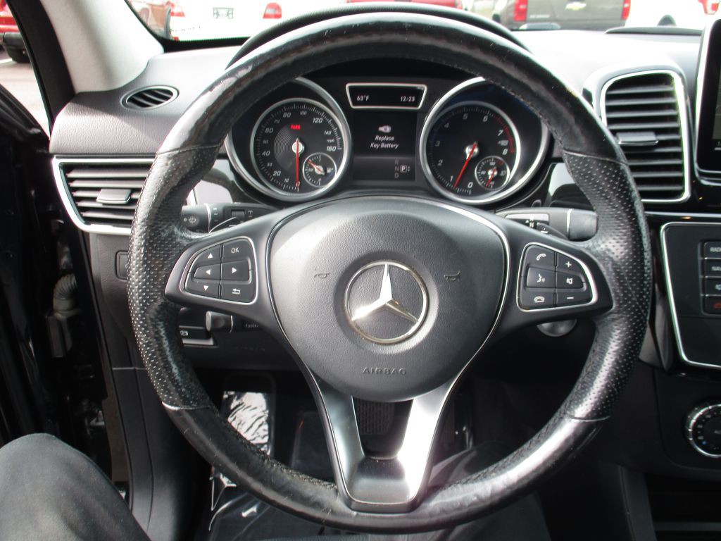 2016 Mercedes-Benz GLE-Class Image 11