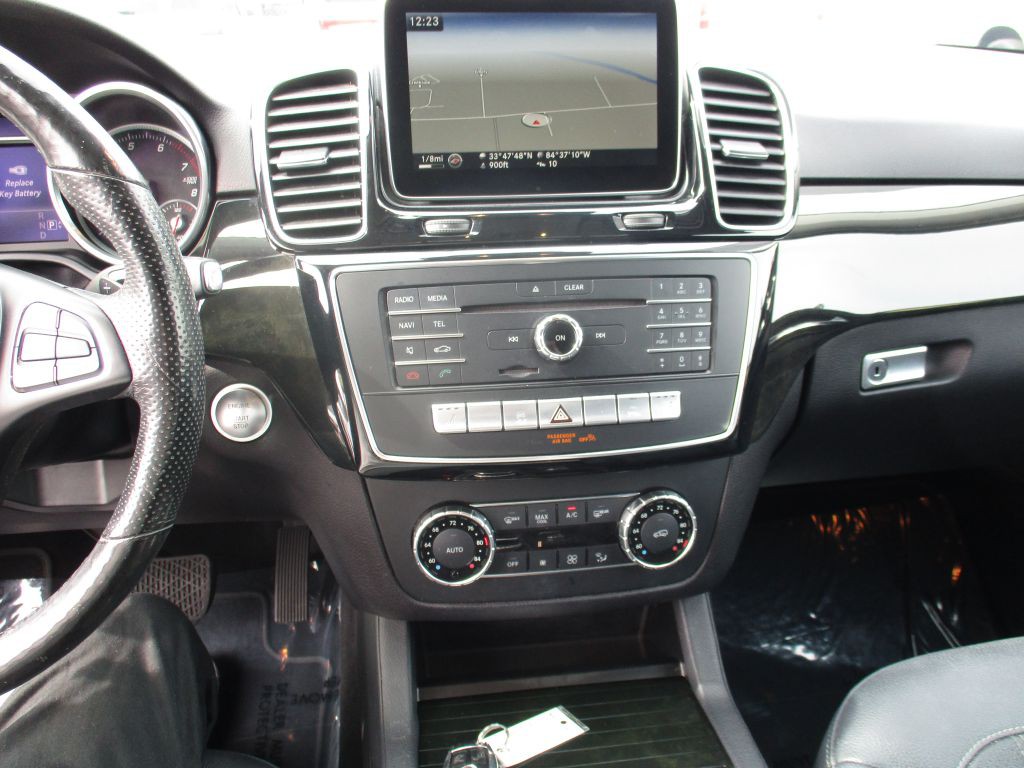 2016 Mercedes-Benz GLE-Class Image 12