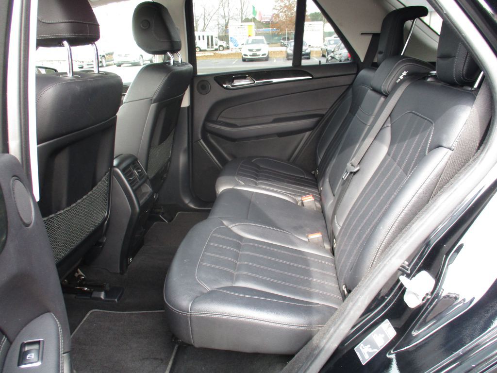 2016 Mercedes-Benz GLE-Class Image 16