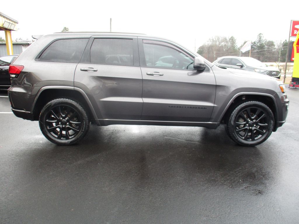 2019 Jeep Grand Cherokee Image 4
