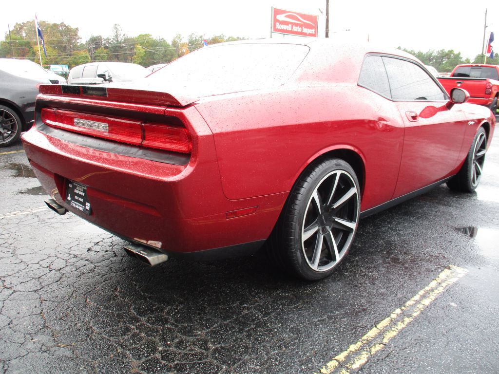 2010 Dodge Challenger Image 7