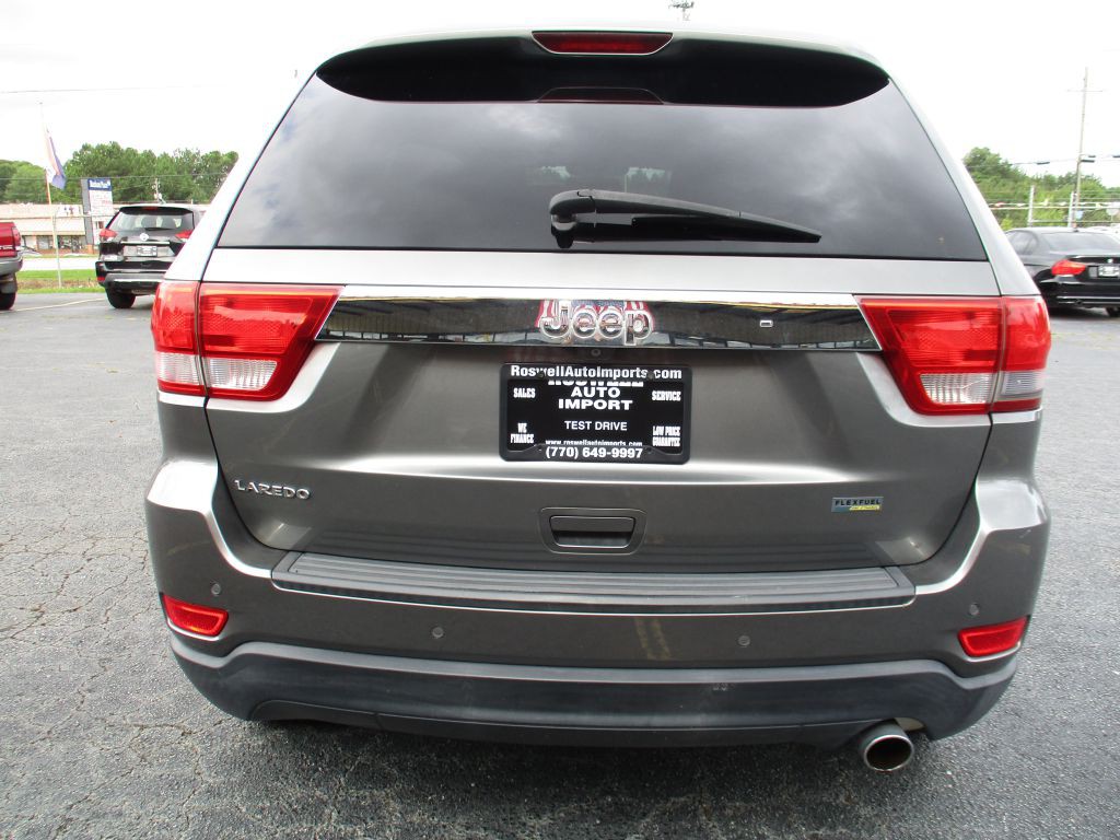 2012 Jeep Grand Cherokee Image 4