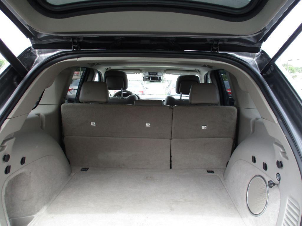 2012 Jeep Grand Cherokee Image 27