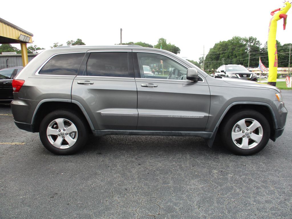 2012 Jeep Grand Cherokee Image 4