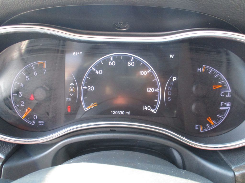 2014 Jeep Grand Cherokee Image 12