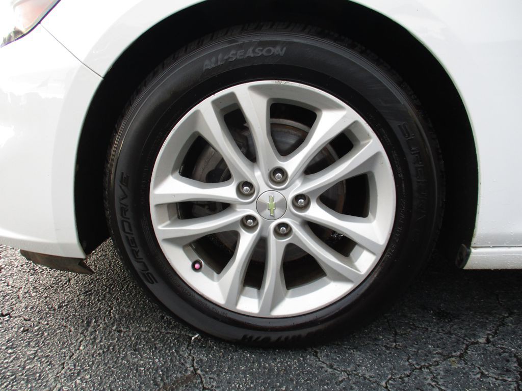 2016 Chevrolet Malibu Image 27