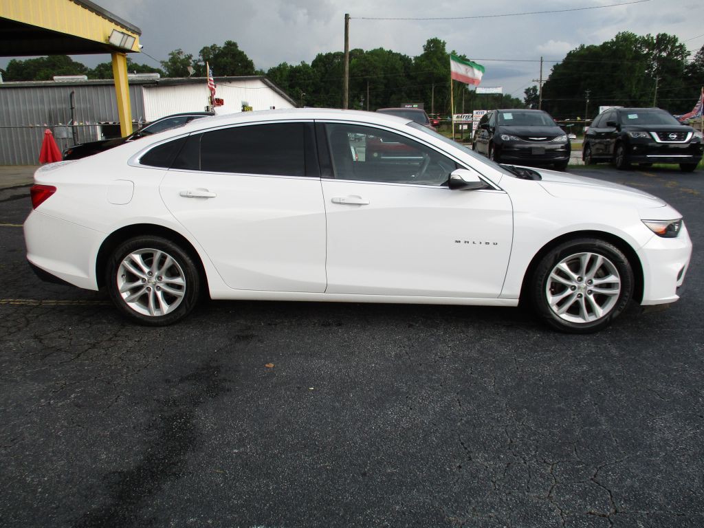 2016 Chevrolet Malibu Image 4