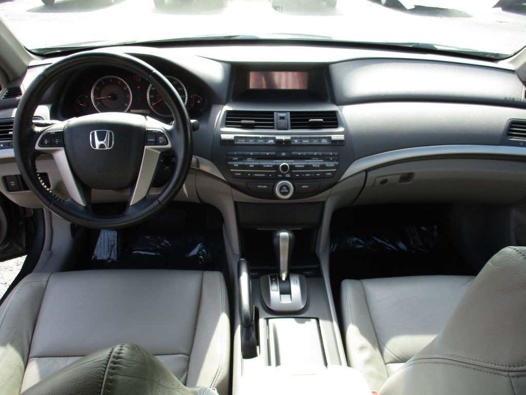 2009 Honda Accord Image 5