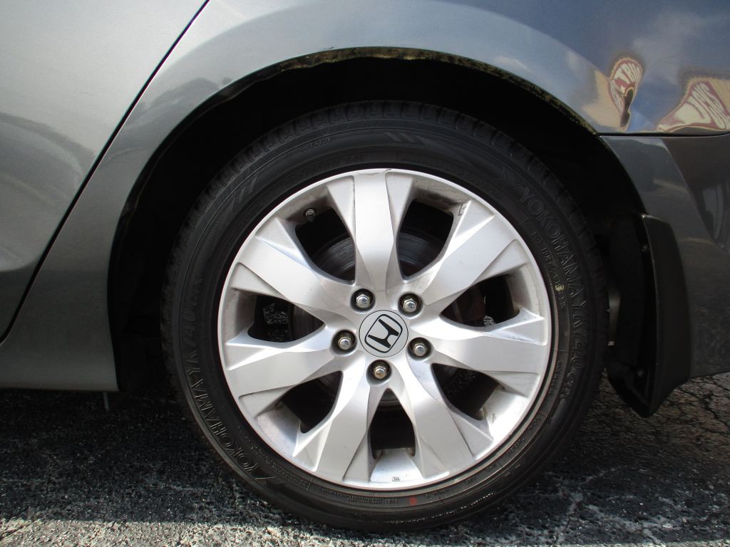 2009 Honda Accord Image 25