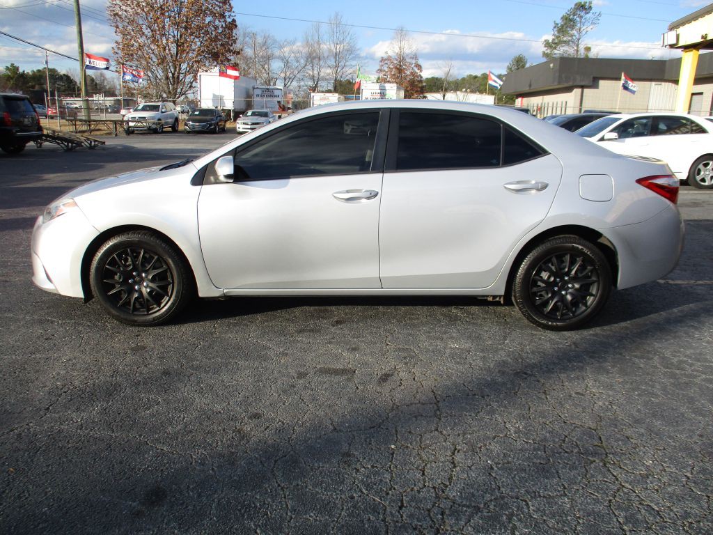 2014 Toyota Corolla Image 2
