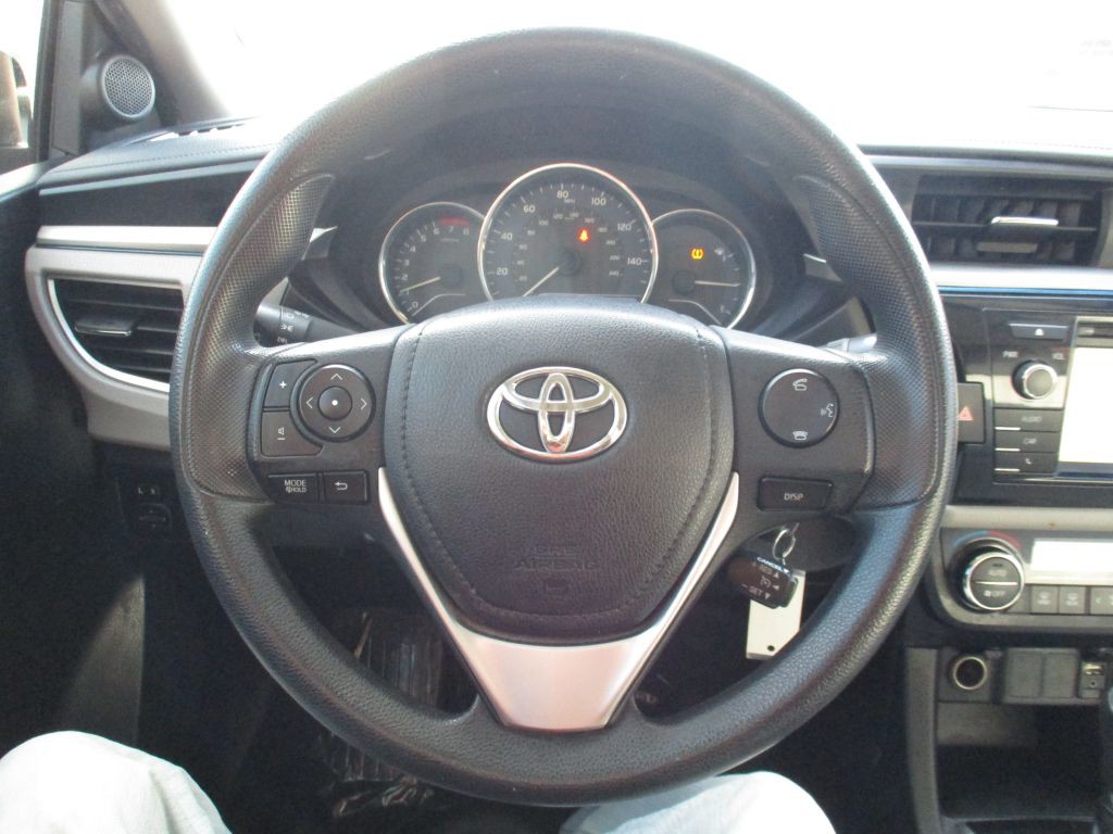 2014 Toyota Corolla Image 11