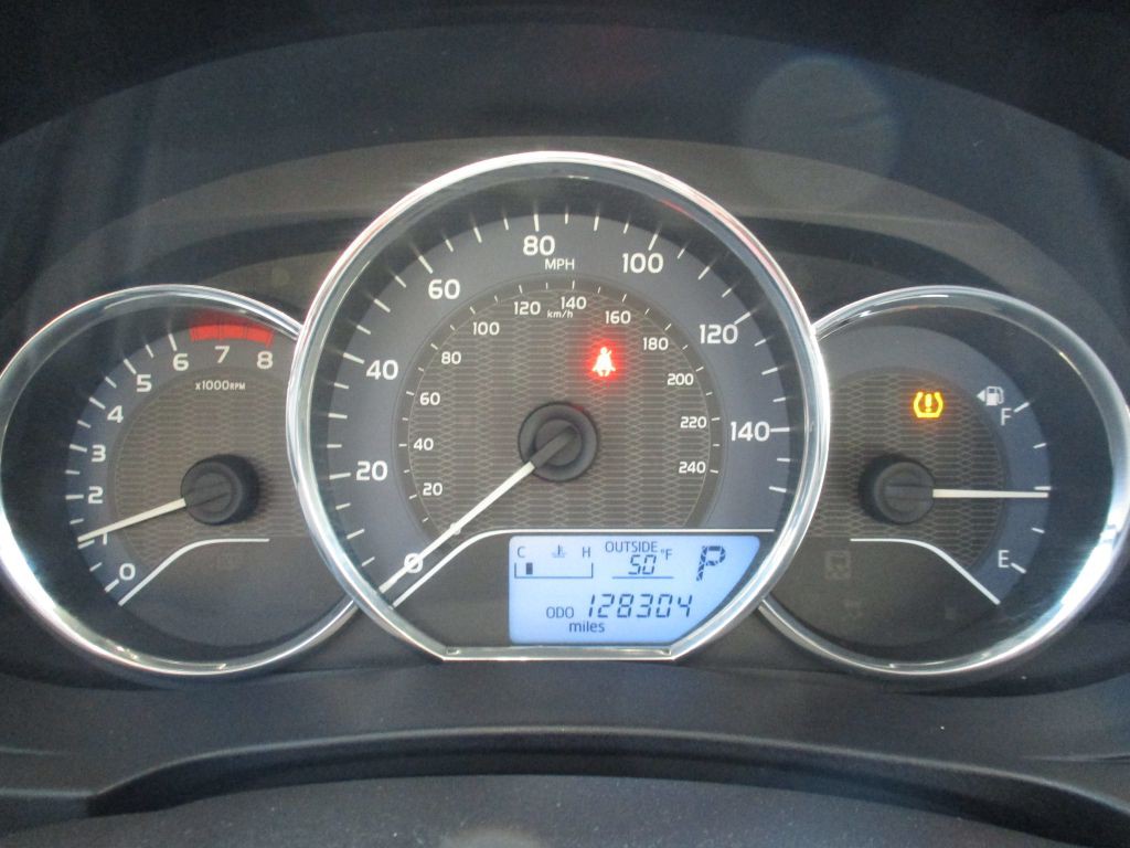 2014 Toyota Corolla Image 12