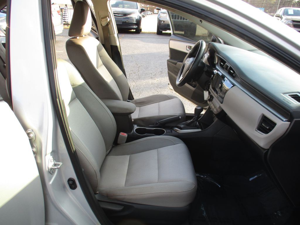 2014 Toyota Corolla Image 20