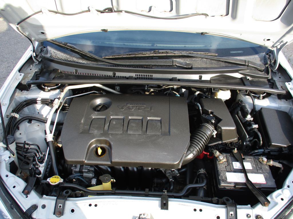 2014 Toyota Corolla Image 30