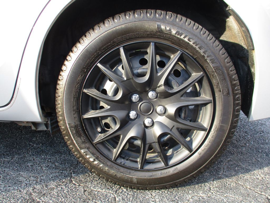 2014 Toyota Corolla Image 27