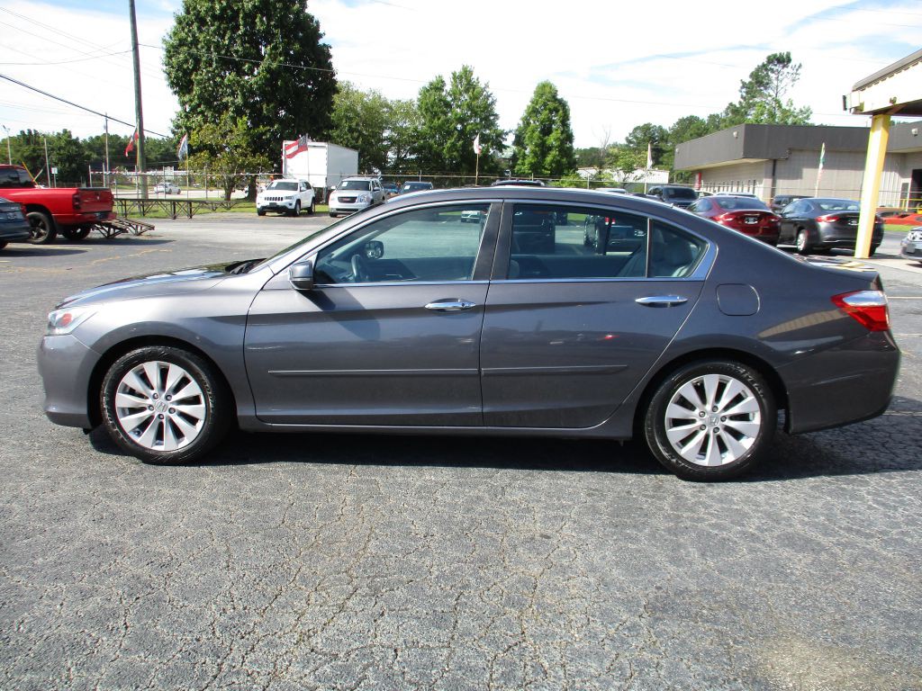 2013 Honda Accord Image 2