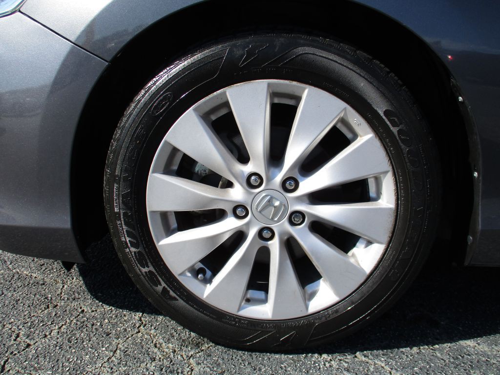 2013 Honda Accord Image 27