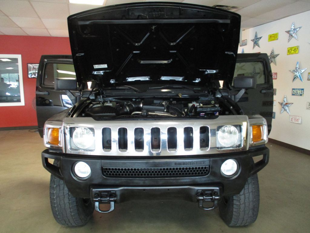 2007 HUMMER H3 Image 8