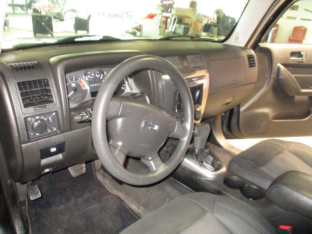 2007 HUMMER H3 Image 24