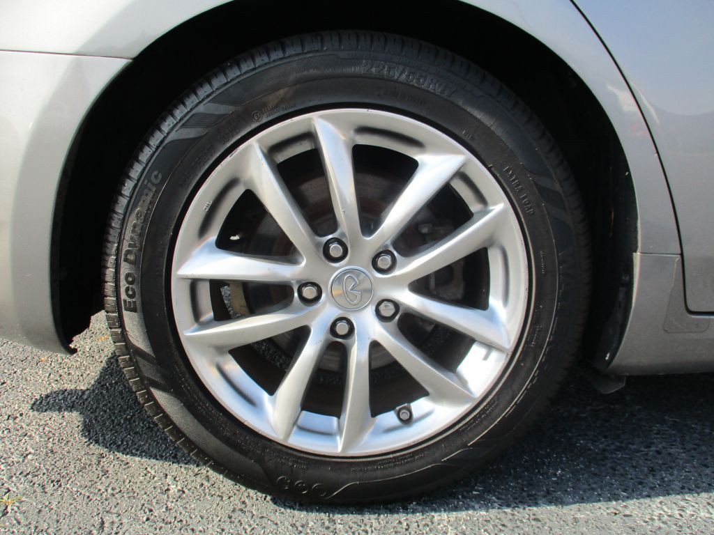 2009 INFINITI G37 Image 12