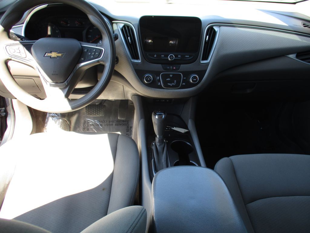2020 Chevrolet Malibu Image 14