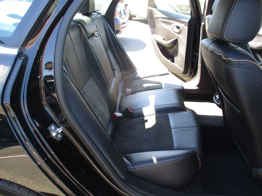 2015 Chevrolet Impala Image 17