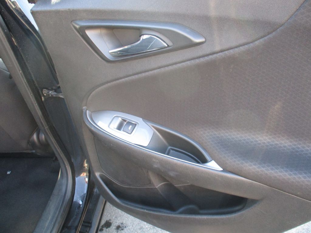 2020 Chevrolet Malibu Image 22