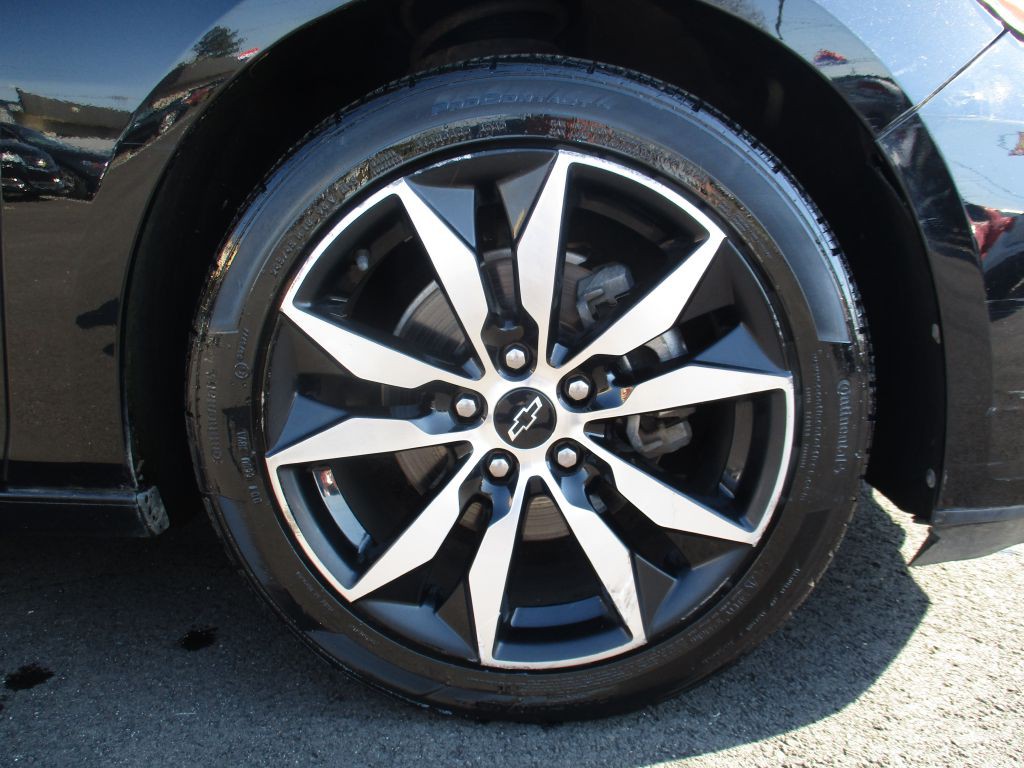 2020 Chevrolet Malibu Image 24