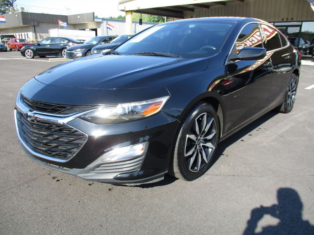 2020 Chevrolet Malibu Image 1