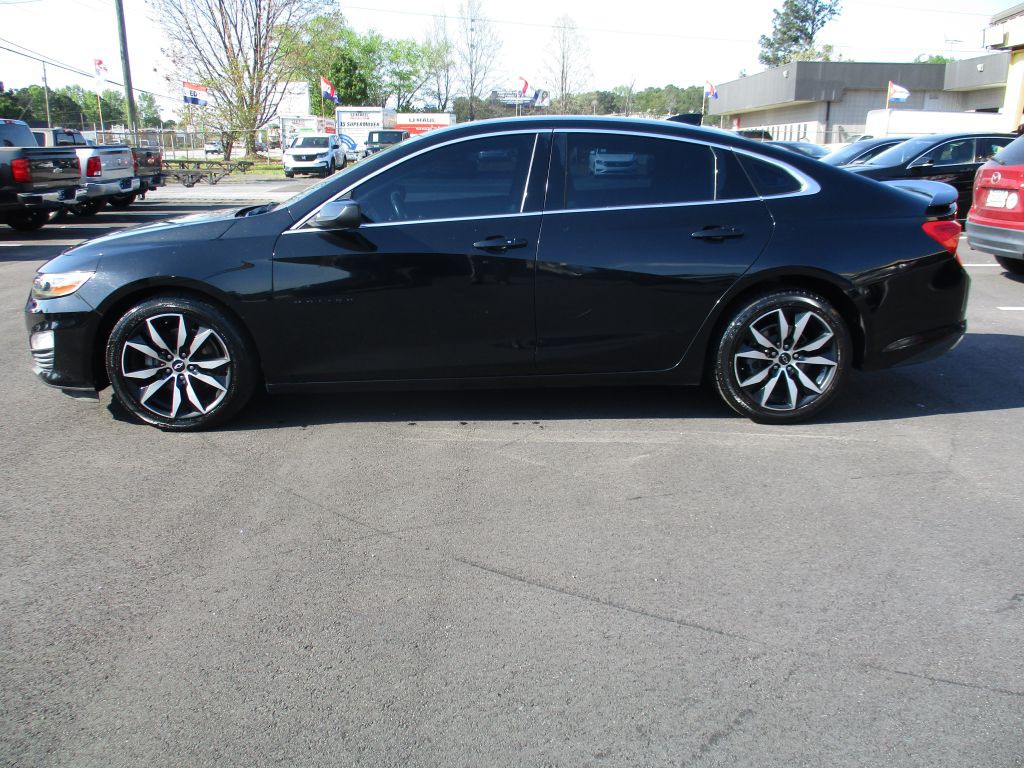 2020 Chevrolet Malibu Image 3