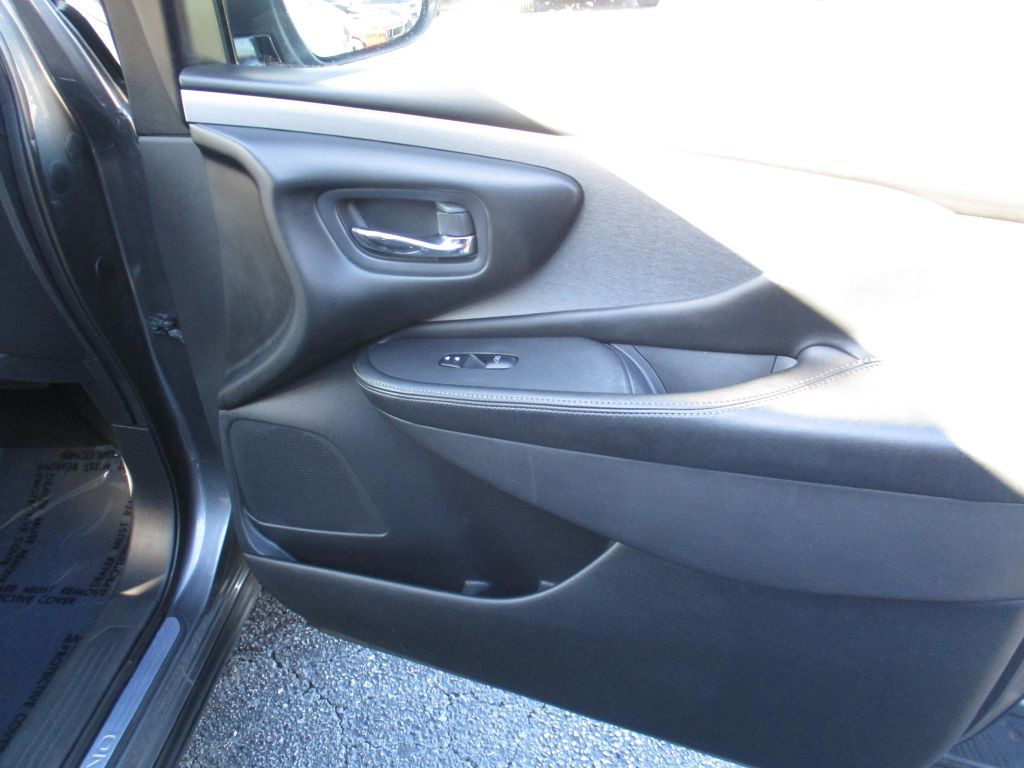 2019 Nissan Murano Image 24
