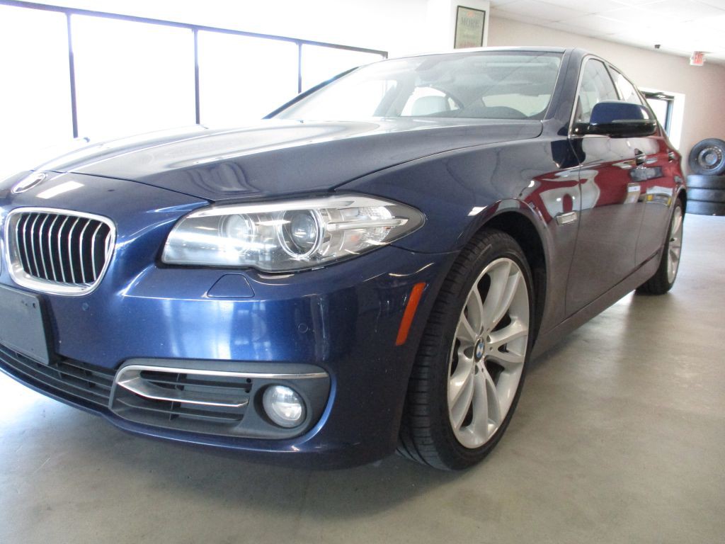 2016 BMW 5 Series Image 9