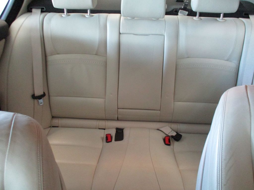 2016 BMW 5 Series Image 14