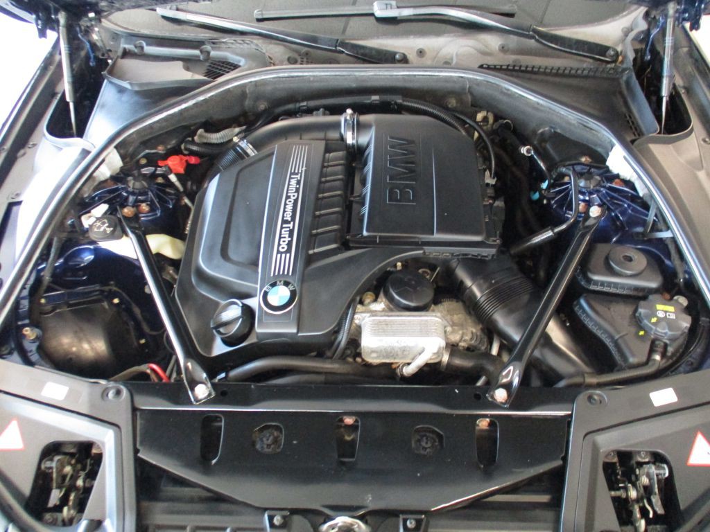 2016 BMW 5 Series Image 29