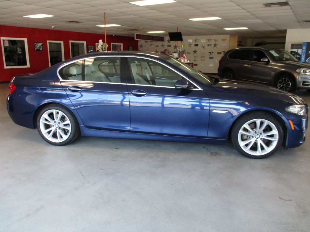 2016 BMW 5 Series Image 4