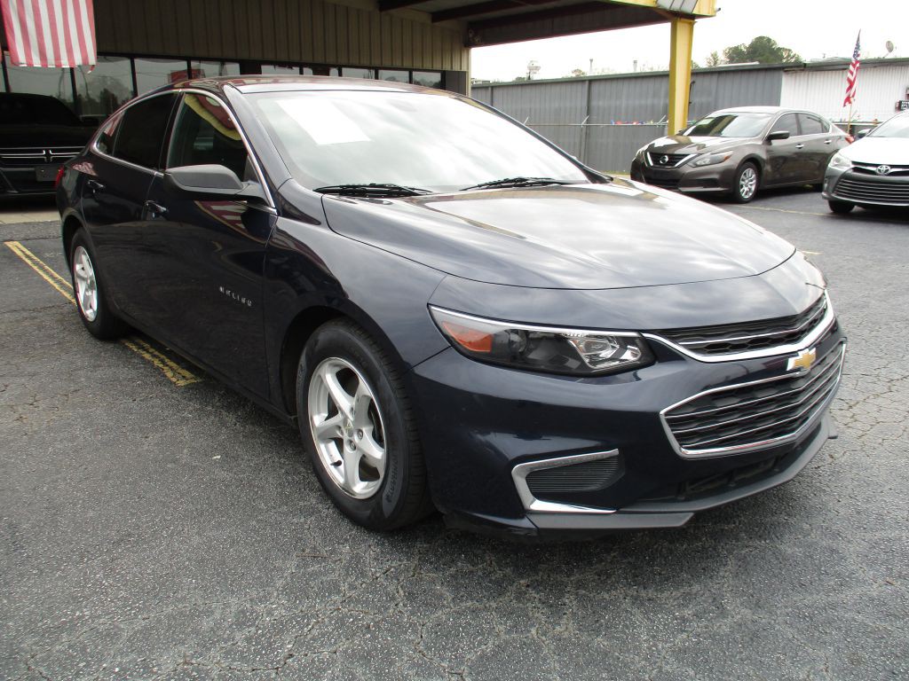 2017 Chevrolet Malibu Image 8