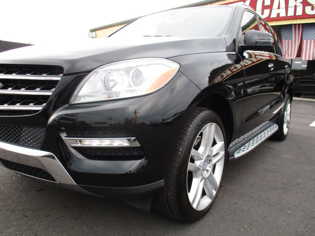 2015 Mercedes-Benz M-Class Image 9